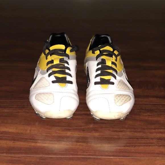 ctr360 maestri ii yellow